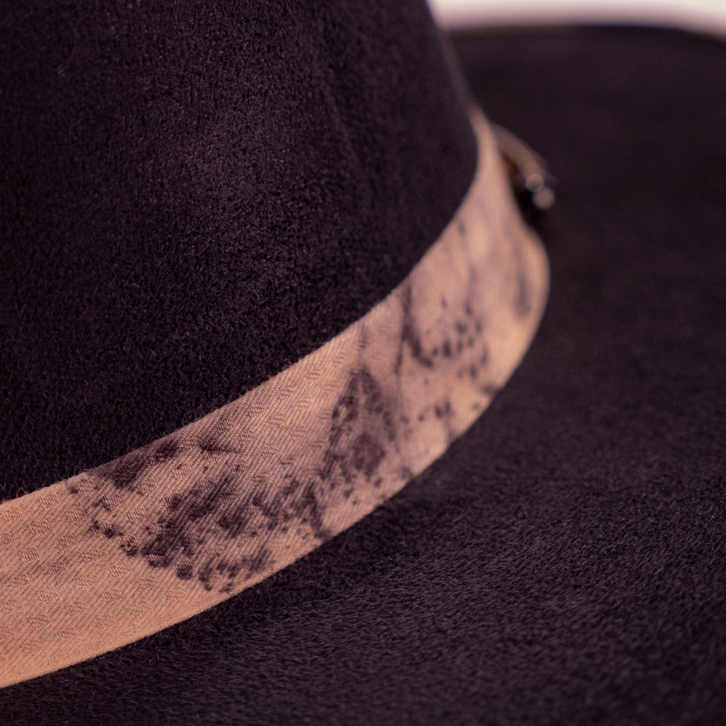 Aukala Hat Handcrafted Golden Eclipse Suede Hat – Luxe Western Elegance with Artisan Gold Accents