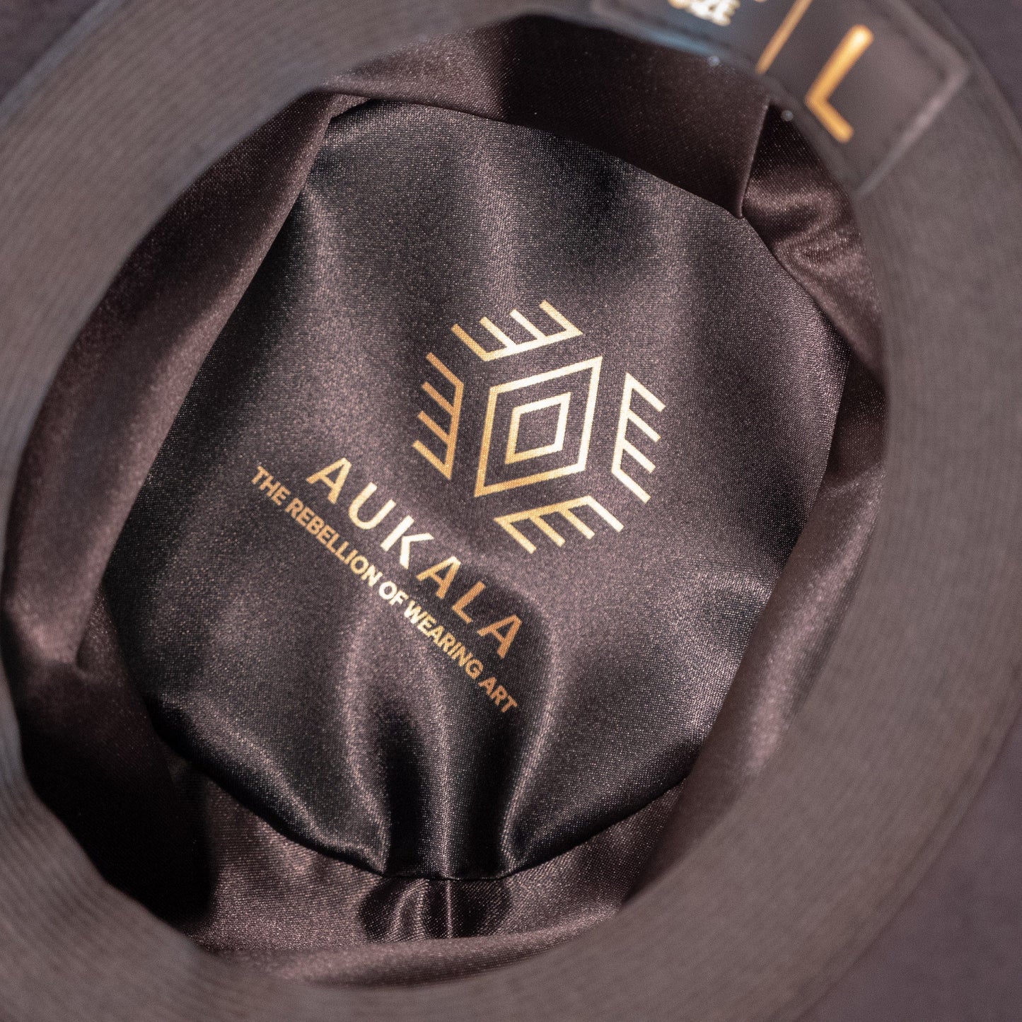 Aukala Hat L Itzel Noir