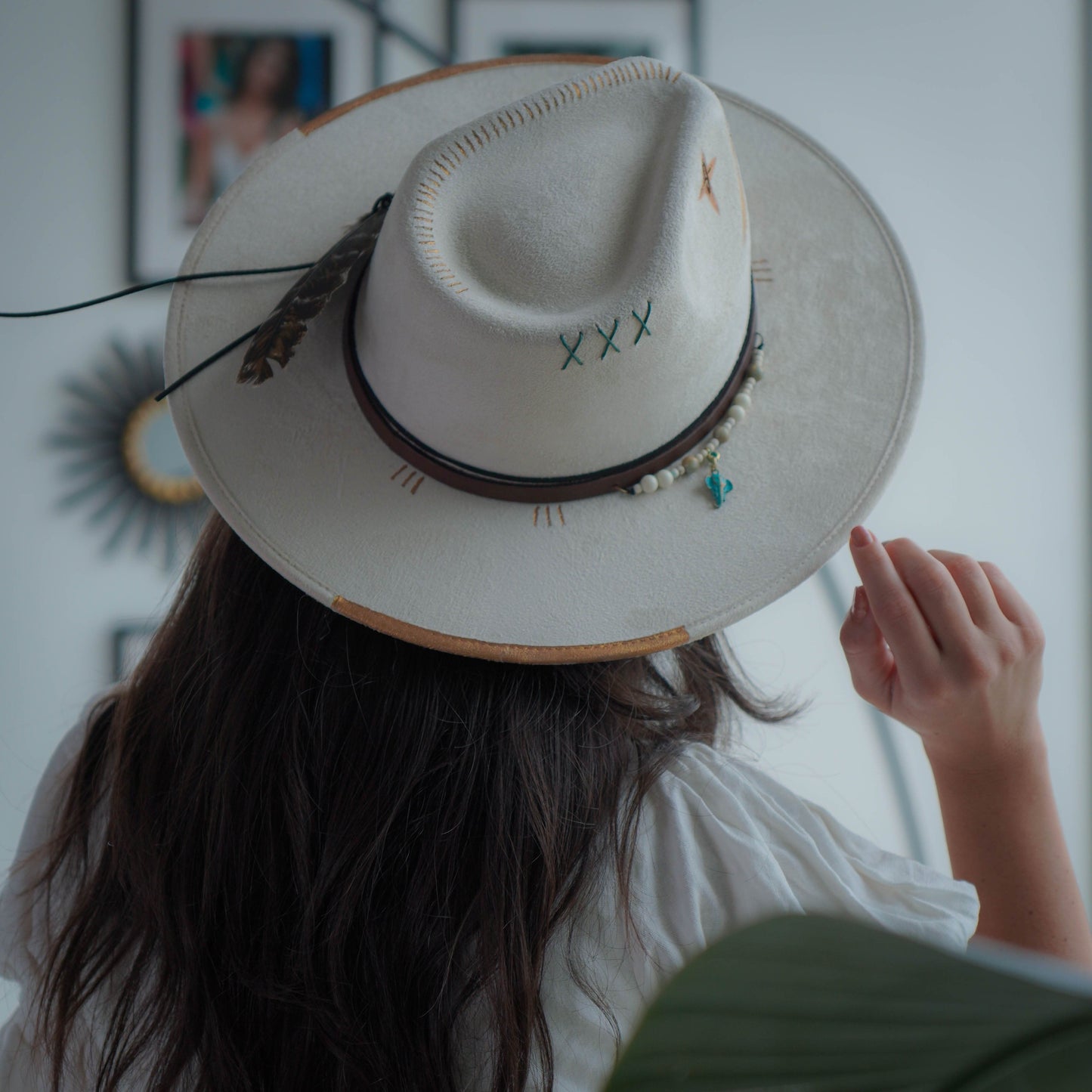 Aukala Hat L White Elefante Brim Hat - White
