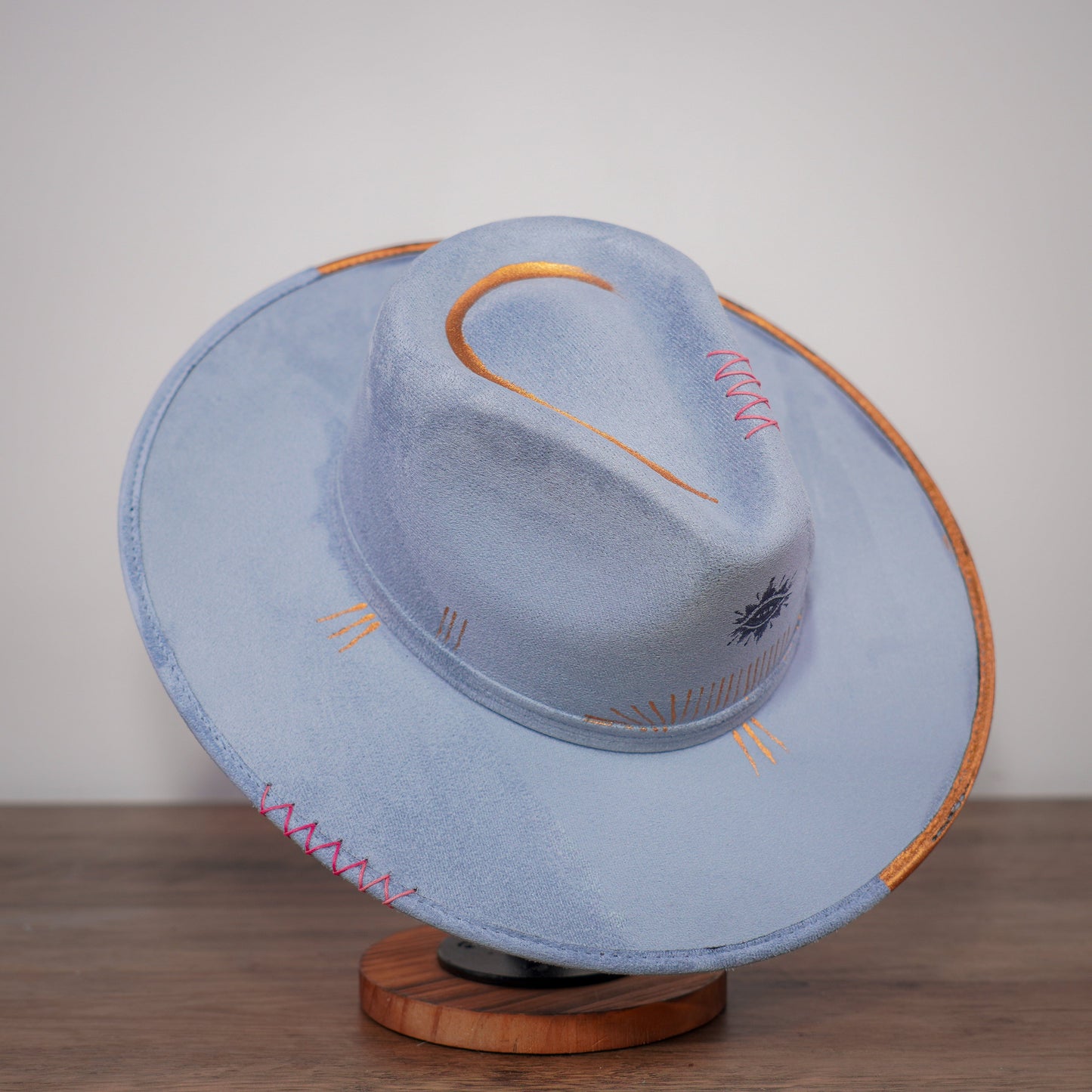 Aukala Hat M Mora Burst: Celest