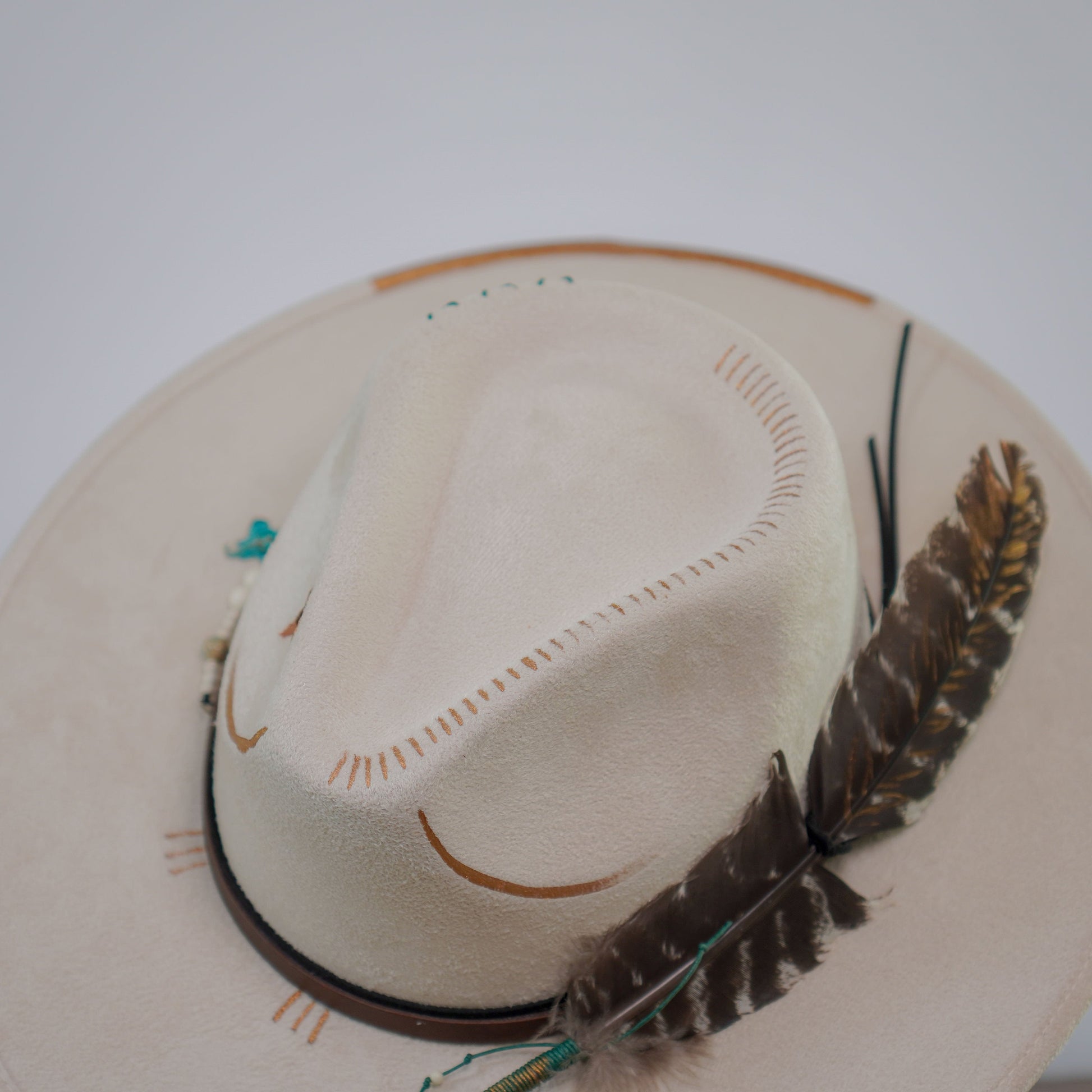 Aukala Hat L White Elefante Brim Hat - White