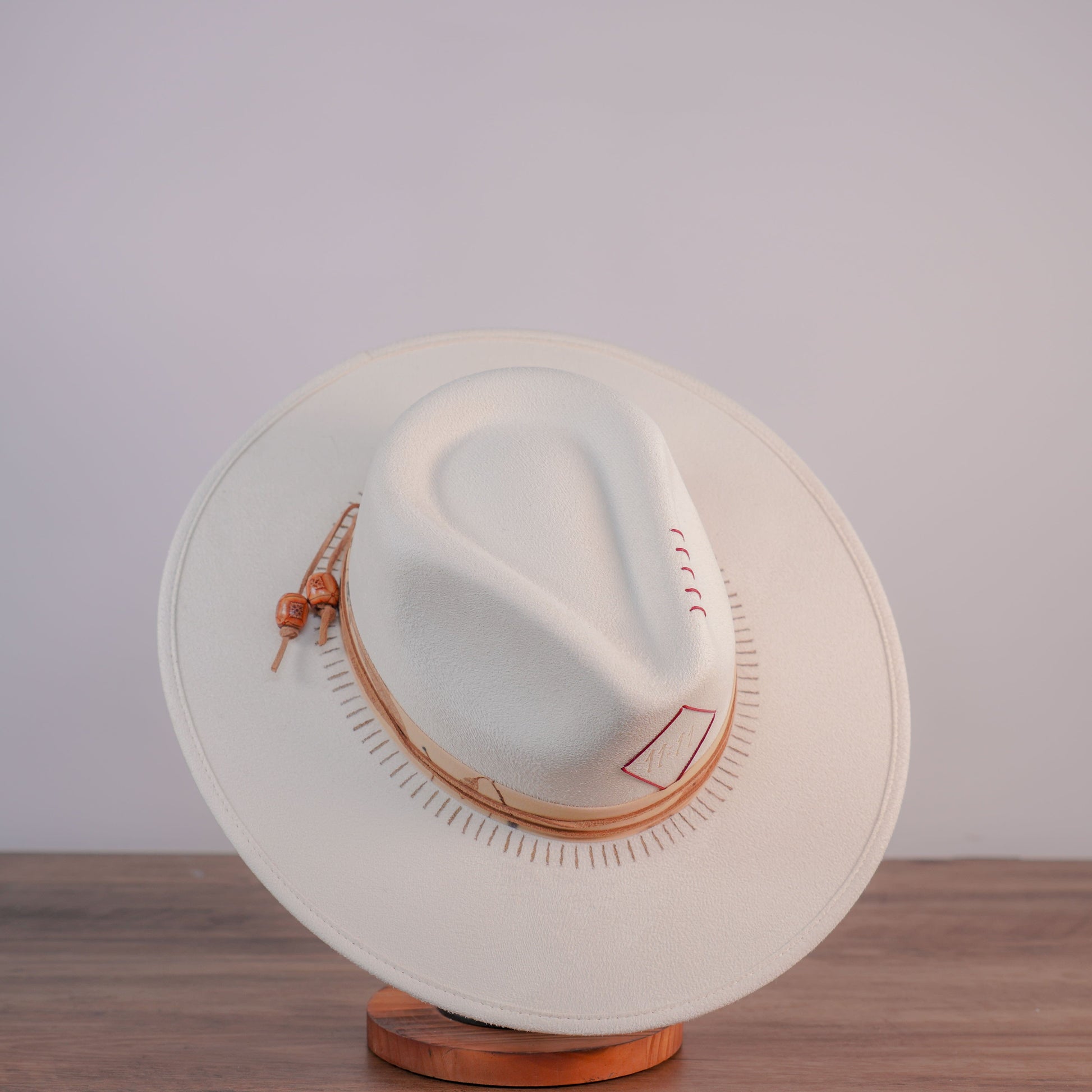 Aukala Hat M 11:11 - White
