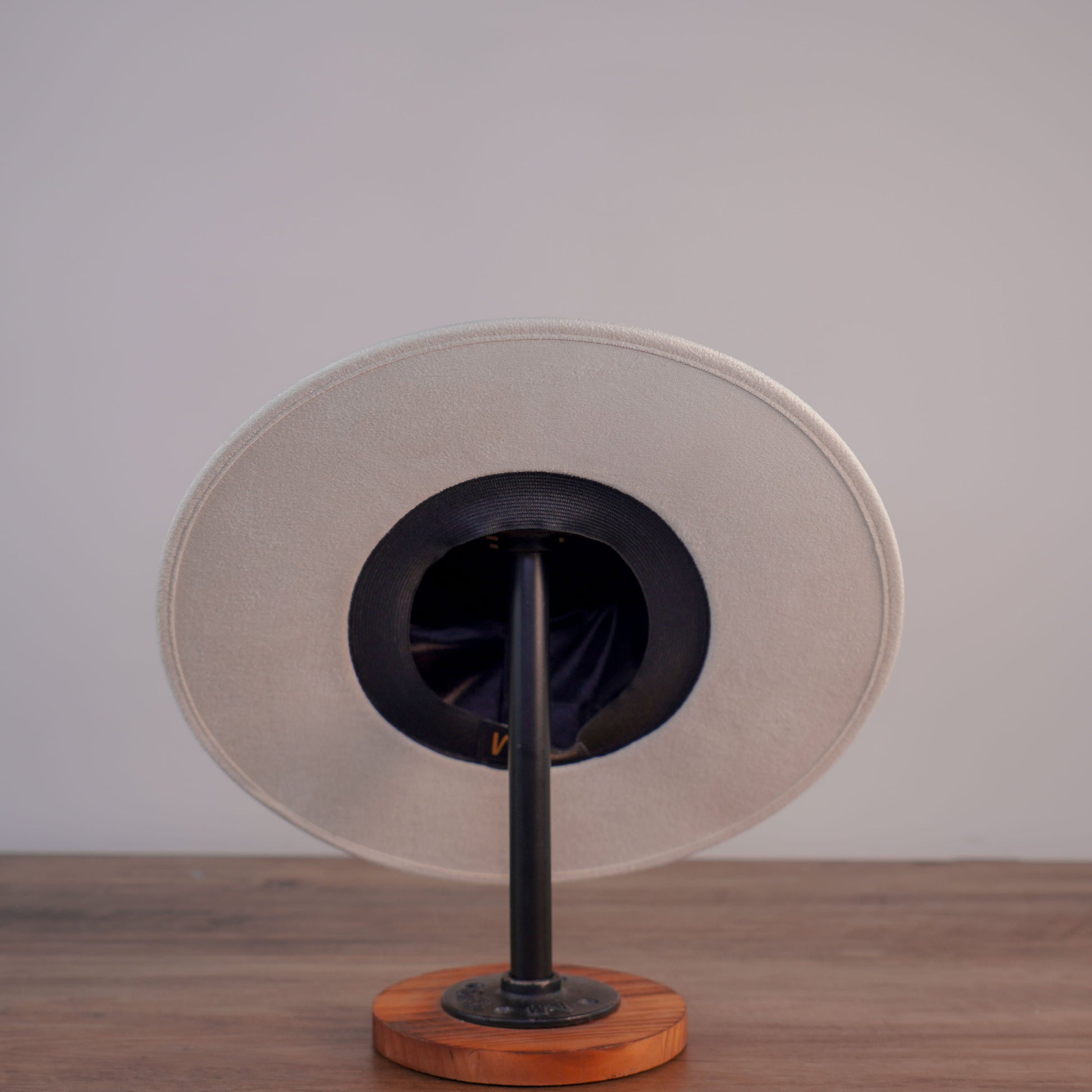 Aukala Hat M 11:11 - White