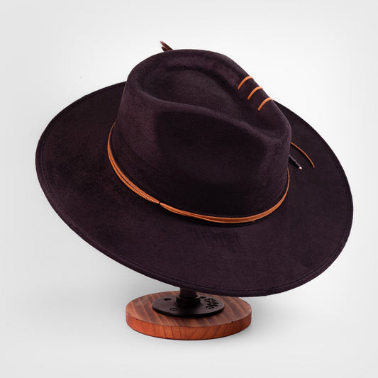 Aukala Hat Sombra del Águila – Black Suede Fedora with Leather Accents & Feather Detail